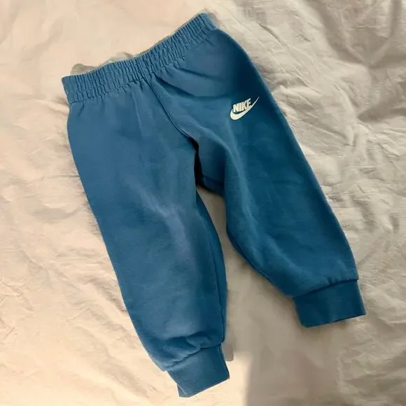 Nike Boys Jogger Set - Picture 5 of 7